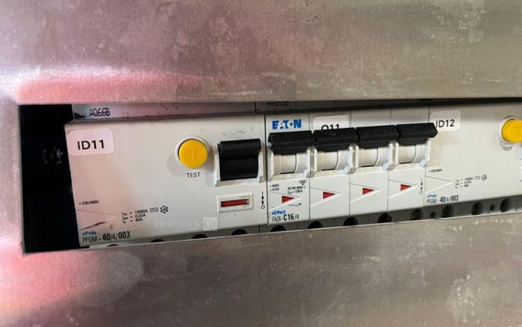SOLUWATT AG250-V1.1  40MAM62026