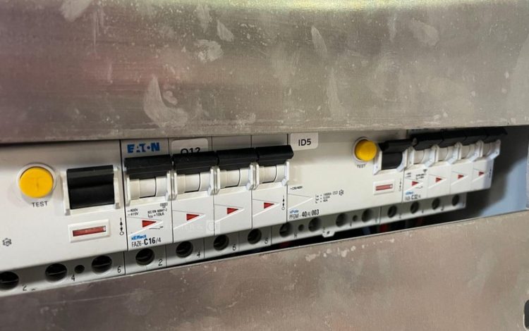 SOLUWATT AG250-V1.1  40MAM62026