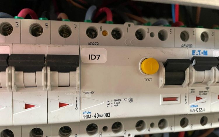 SOLUWATT AG250-V1.1  40MAM62026