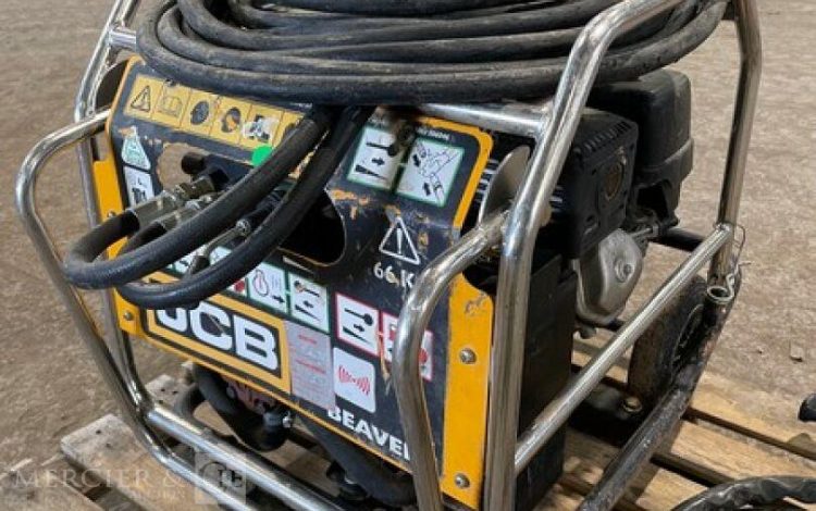 JCB BEAVER  77MAM62026
