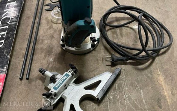 MAKITA RP2300FC  DEF010085