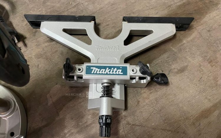 MAKITA RP2300FC  DEF010085