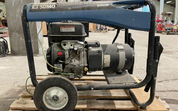 SDMO PERFORM 6500  GRO011280