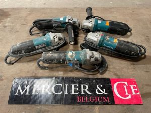 MAKITA 9565PCV  MEU010671