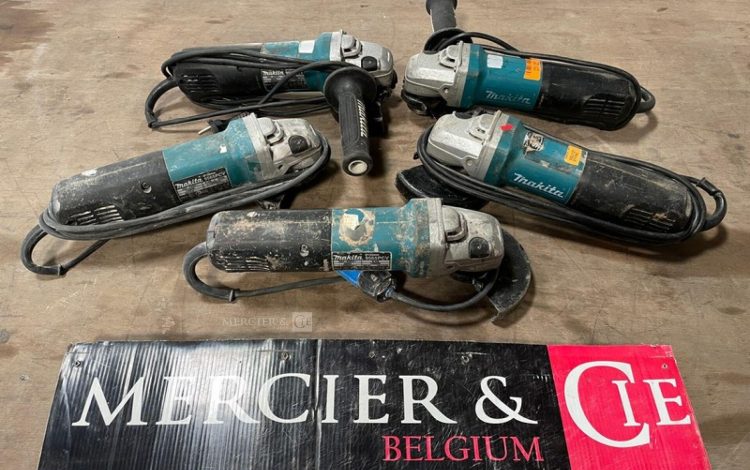 MAKITA 9565PCV  MEU010671
