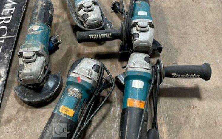 MAKITA 9565PCV  MEU010671