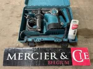 MAKITA HR2811FT  PER010502