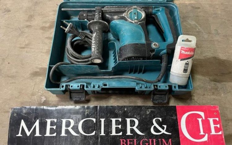 MAKITA HR2811FT  PER010502