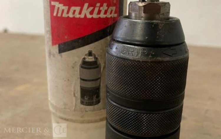 MAKITA HR2811FT  PER010502