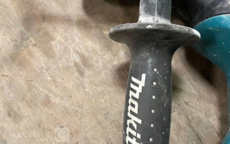 MAKITA HR2811FT  PER010502