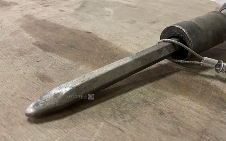 PIQ011003