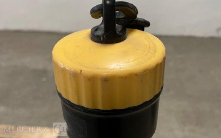 .   TUB010022