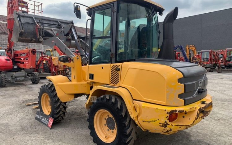 VOLVO L30G  203171