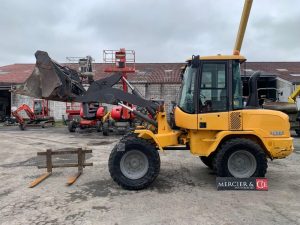 VOLVO L30G  H225G005