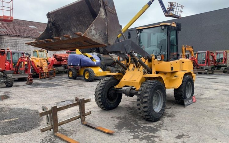 VOLVO L30G  H225G005