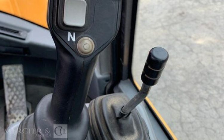 VOLVO L30G  H225G005