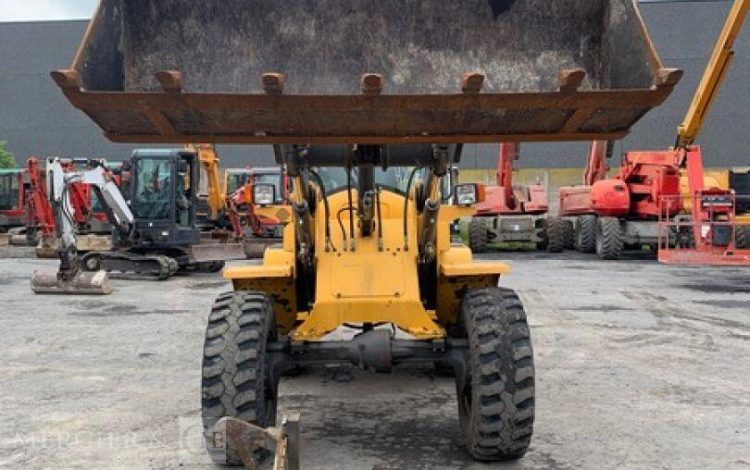 VOLVO L30G  H225G005