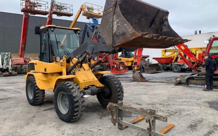 VOLVO L30G  H225G005
