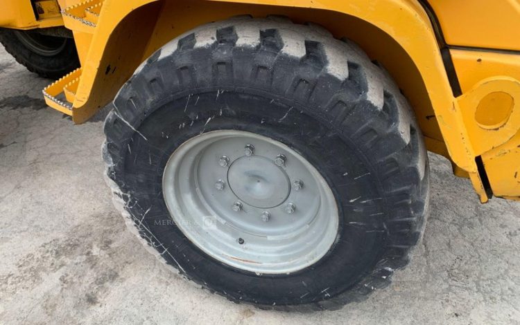VOLVO L30G  H225G005