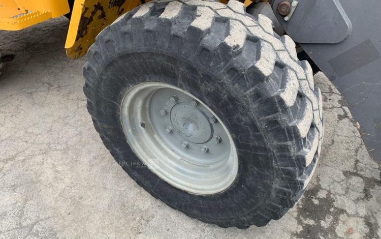 VOLVO L30G  H225G005