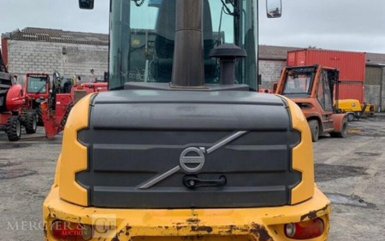 VOLVO L30G  H225G005
