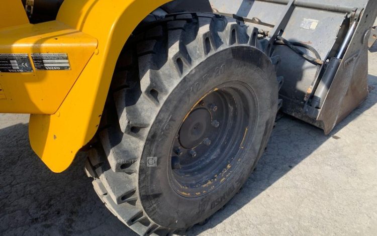 VOLVO L30G  3124818
