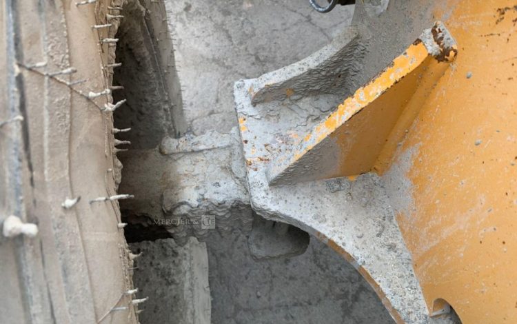 LIEBHERR L506C  B040449