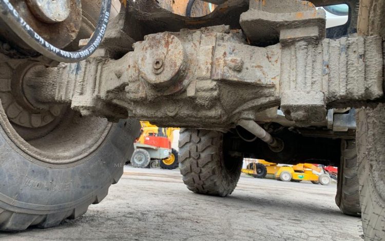 LIEBHERR L506C  B040449