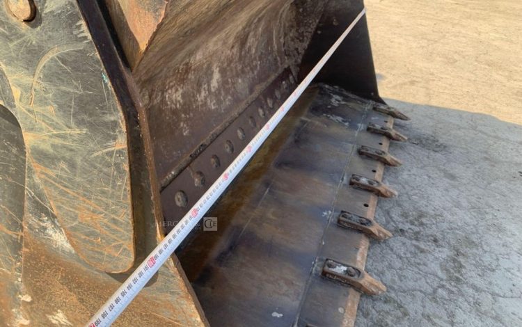 JCB 407 T4  802090