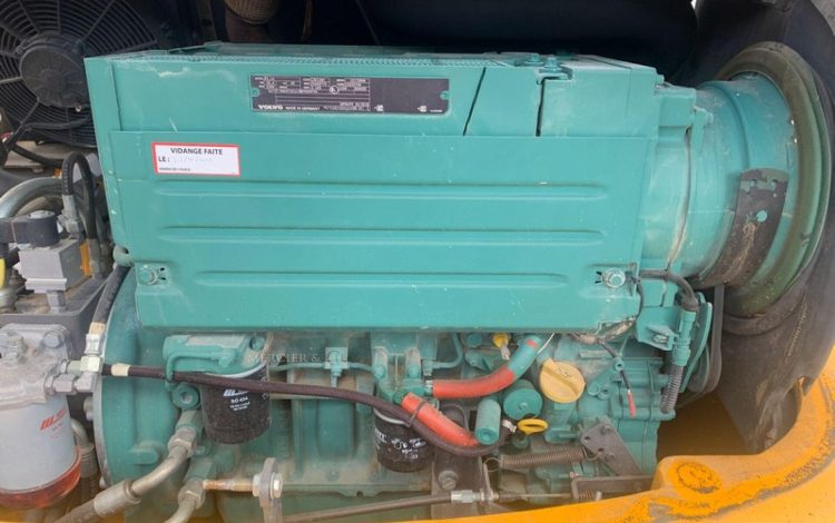 VOLVO L25F  KUB010556
