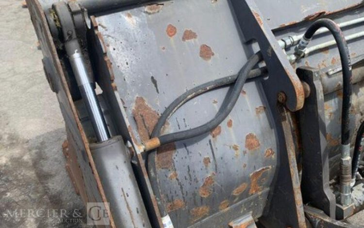 VOLVO L25F  KUB010556