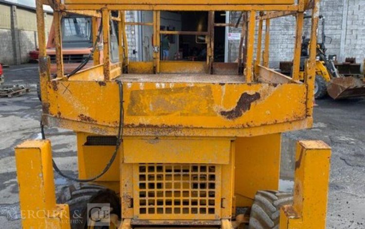 JLG PLATEFORME CISEAUX DIESEL  3255