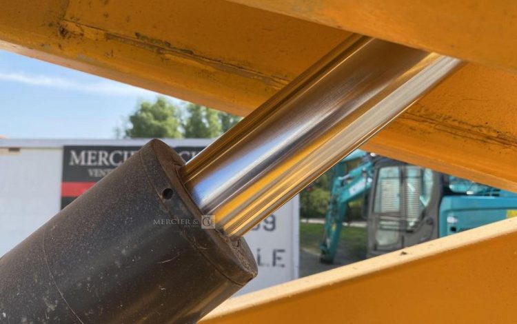 JLG PLATEFORME CISEAUX DIESEL  3255