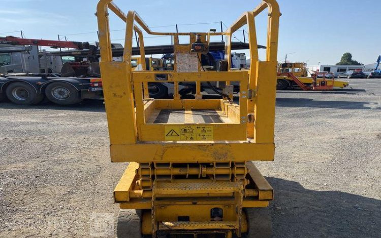 PLATEFORME CISEAUX ELECTRIQUE  1794