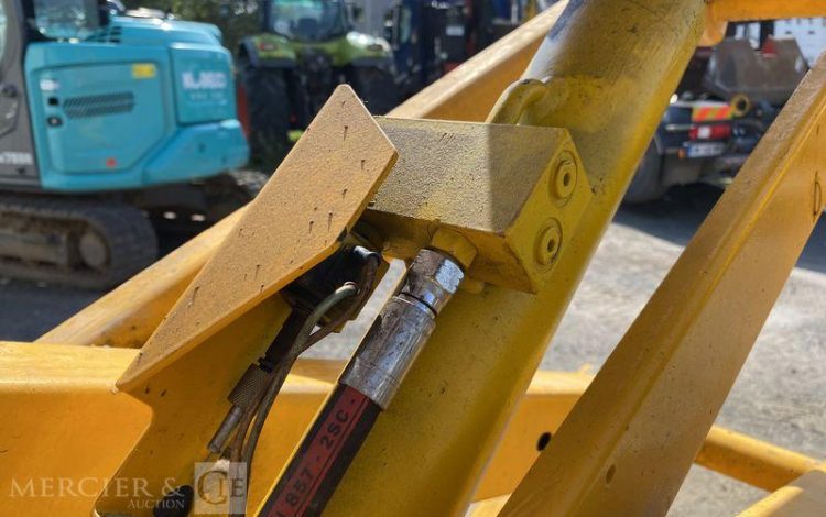 PLATEFORME CISEAUX ELECTRIQUE  1794