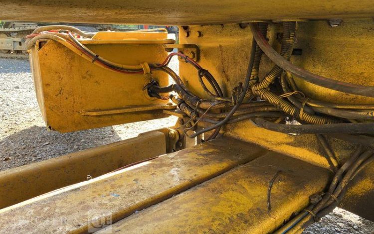 PLATEFORME CISEAUX ELECTRIQUE  1794
