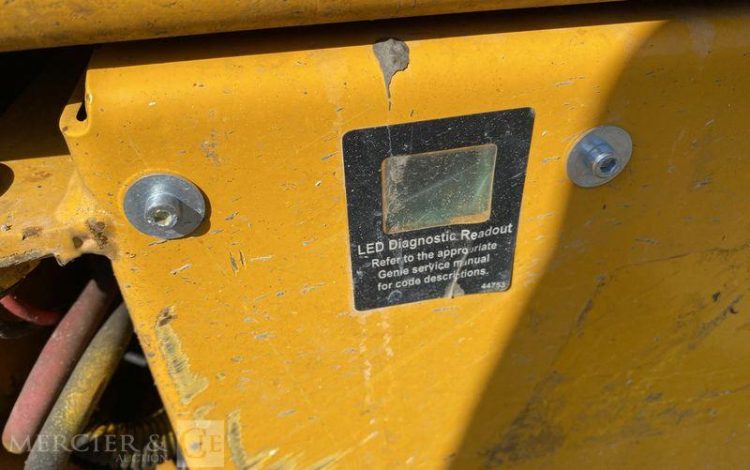 PLATEFORME CISEAUX ELECTRIQUE  1794
