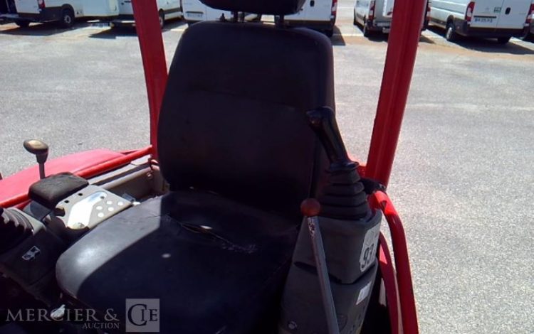 YAMMAR MINIPELLE VIO 25-4 – 2T7 – 3576H – AN2015  205687