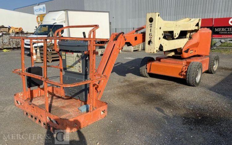 JLG NACELLE ARTICULEE ELECTRIQUE  2162