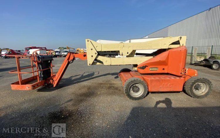 JLG NACELLE ARTICULEE ELECTRIQUE  2162
