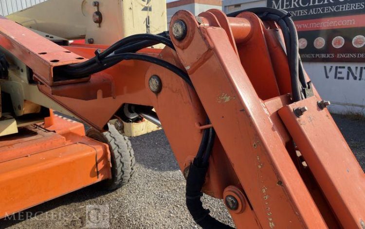 JLG NACELLE ARTICULEE ELECTRIQUE  2162