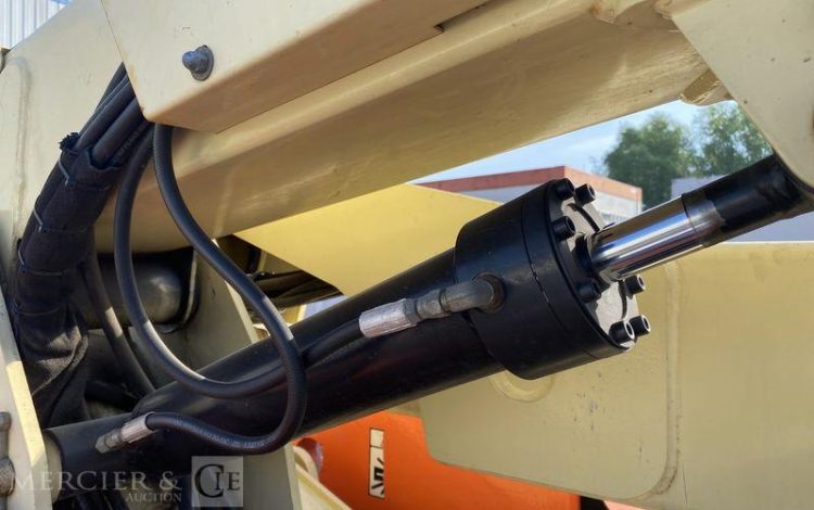 JLG NACELLE ARTICULEE ELECTRIQUE  2162