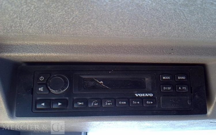 VOLVO MINI PELLE – AN2024  219695