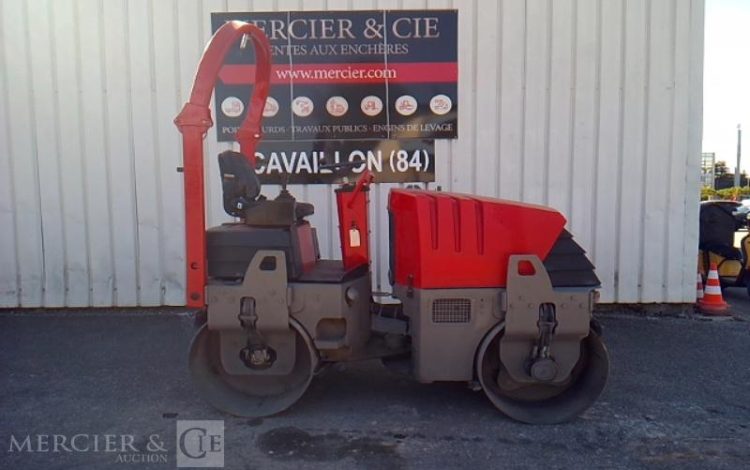 AMMANN ROULEAU TANDEM AV23-2 – 2,5T- 2333H – AN2010  24102093