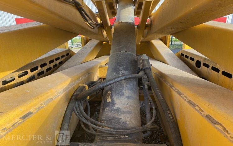 JLG PLATEFORME CISEAUX  2591
