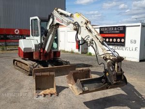 TAKEUCHI MINI PELLE SUR CHENNILLES TB 153 FR – 5,725 TONNES – 2139 HEURES- ANNEE 2020  303900