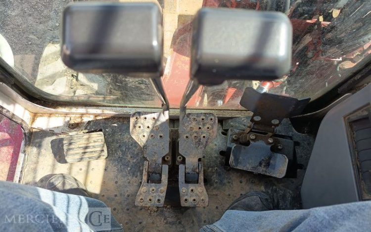 TAKEUCHI MINI PELLE SUR CHENNILLES TB 153 FR – 5,725 TONNES – 2139 HEURES- ANNEE 2020  303900