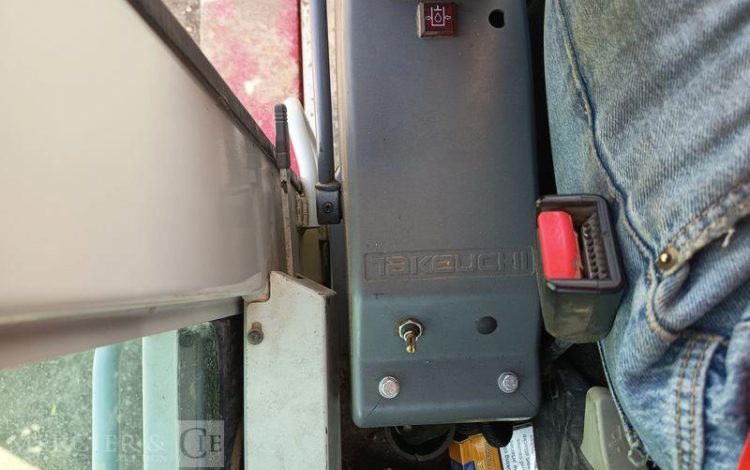 TAKEUCHI MINI PELLE SUR CHENNILLES TB 153 FR – 5,725 TONNES – 2139 HEURES- ANNEE 2020  303900