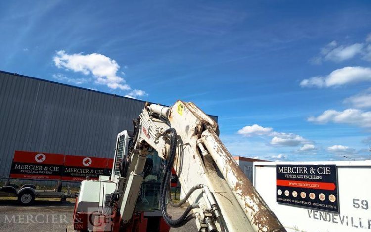 TAKEUCHI MINI PELLE SUR CHENNILLES TB 153 FR – 5,725 TONNES – 2139 HEURES- ANNEE 2020  303900