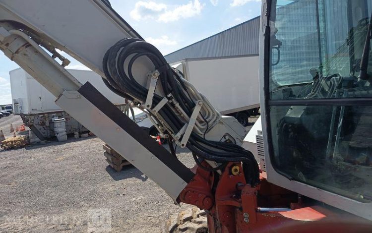 TAKEUCHI MINI PELLE SUR CHENNILLES TB 153 FR – 5,725 TONNES – 2139 HEURES- ANNEE 2020  303900